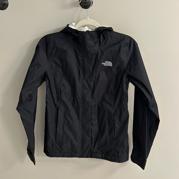 North Face rain jacket - Picture 1 of 7